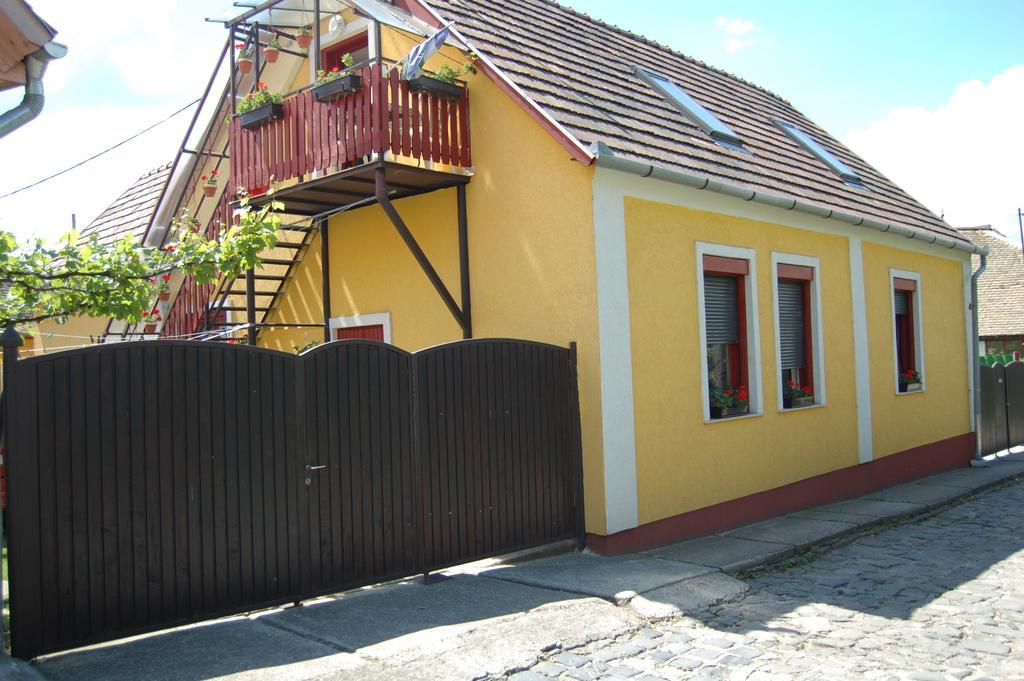 Zach Klara Utcai Apartman Visegrád Εξωτερικό φωτογραφία